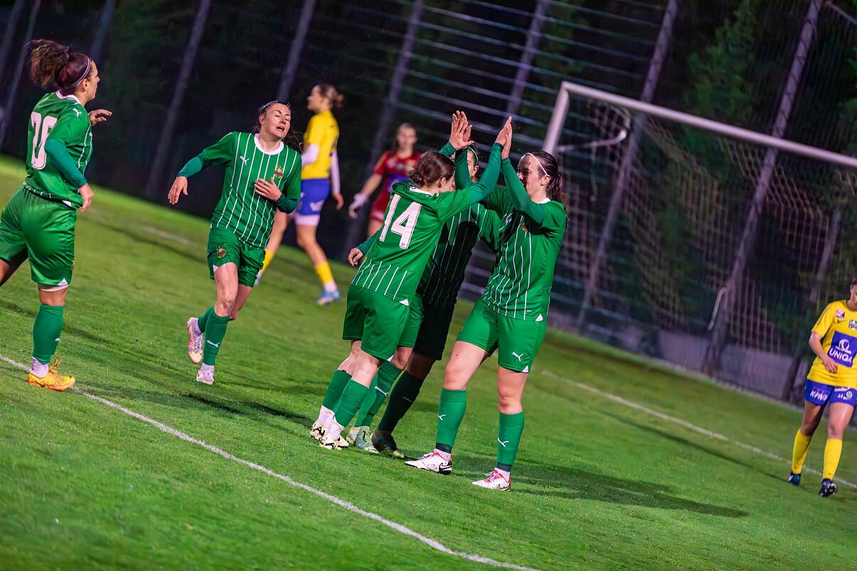 SK Rapid Frauen Heimspiel gegen Vienna 1b