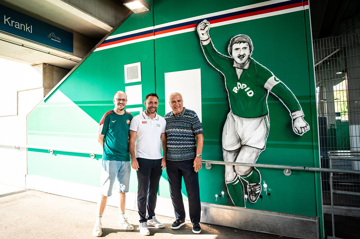 Sektorenbenennungen nach Legenden im Allianz Stadion